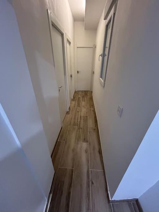 Apartamento Recien Reformado Con 5 Habitaciones Y 3 Banos Madrid Eksteriør billede