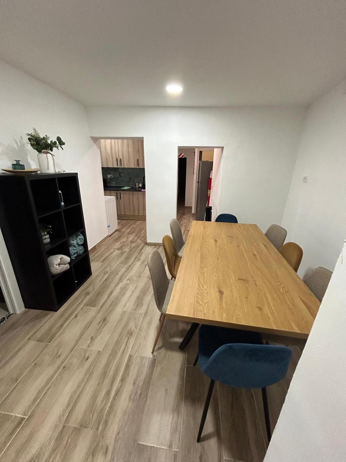 Apartamento Recien Reformado Con 5 Habitaciones Y 3 Banos Madrid Eksteriør billede