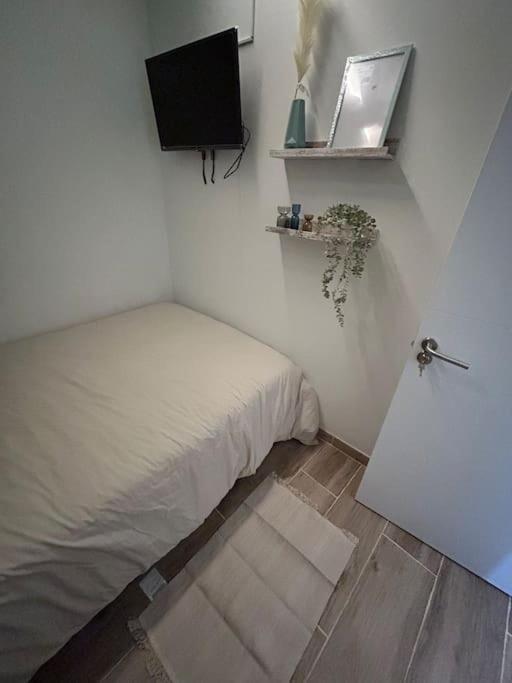 Apartamento Recien Reformado Con 5 Habitaciones Y 3 Banos Madrid Eksteriør billede