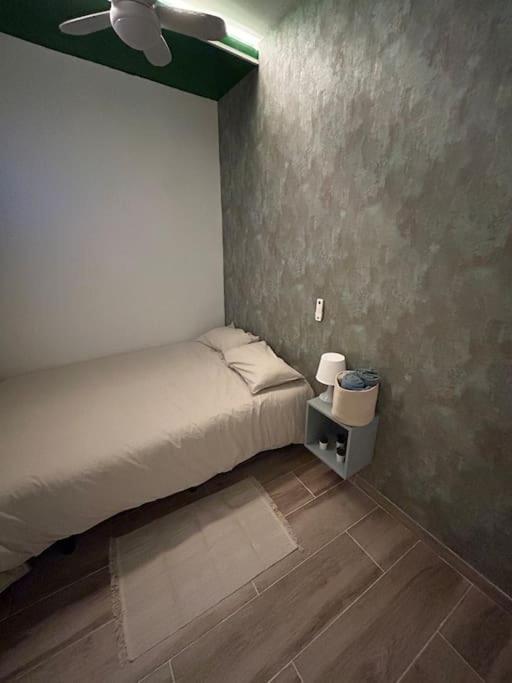 Apartamento Recien Reformado Con 5 Habitaciones Y 3 Banos Madrid Eksteriør billede